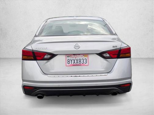 2021 Nissan Altima SR FWD