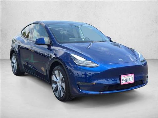 Deep Blue Metallic 2023 Tesla Model Y Long Range Dual Motor All-Wheel Drive