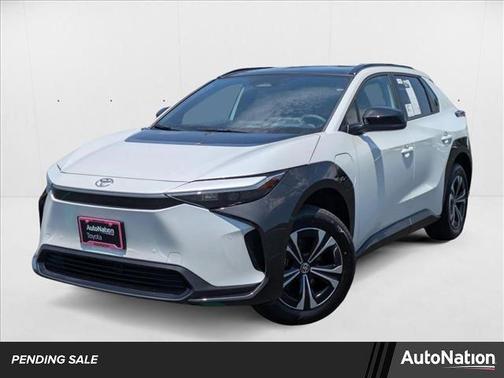 2025 Toyota bZ4X XLE