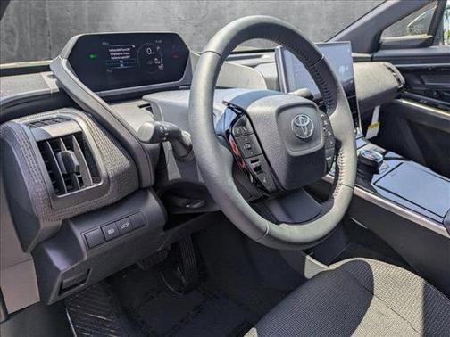 2025 Toyota bZ4X XLE