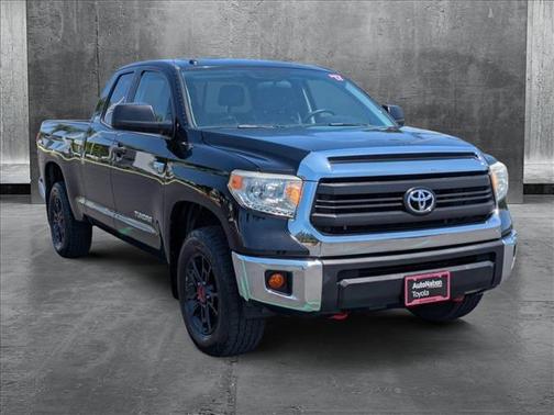 2017 Toyota Tundra SR5