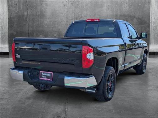 2017 Toyota Tundra SR5