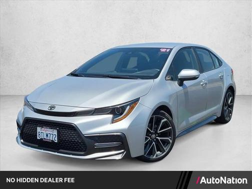 Classic Silver Metallic 2021 Toyota Corolla SE