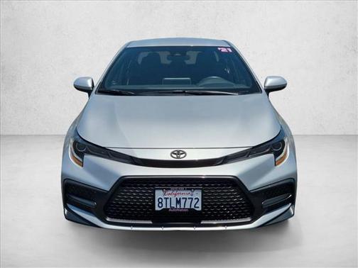 Classic Silver Metallic 2021 Toyota Corolla SE