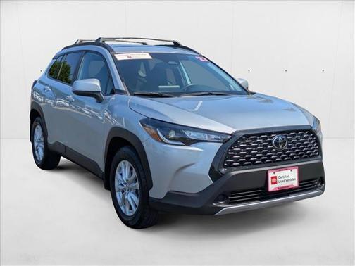2023 Toyota Corolla Cross LE