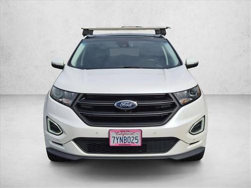 White Platinum Metallic Tri-Coat 2017 Ford Edge Sport
