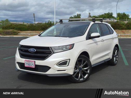 White Platinum Metallic Tri-Coat 2017 Ford Edge Sport