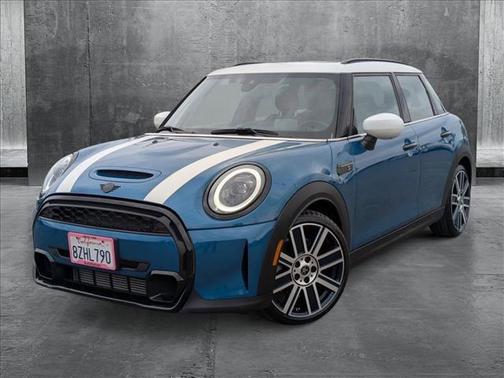 2022 MINI Hardtop Cooper S