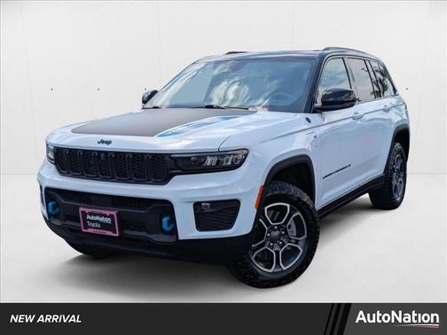2023 Jeep Grand Cherokee 4xe Trailhawk
