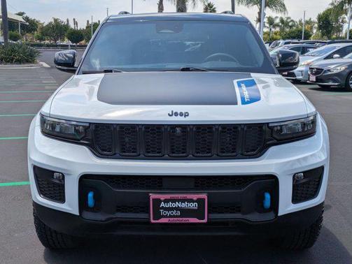 2023 Jeep Grand Cherokee 4xe Trailhawk