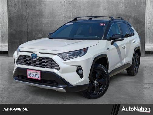 2021 Toyota RAV4 Hybrid SE
