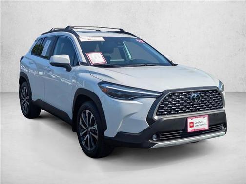 2022 Toyota Corolla Cross XLE