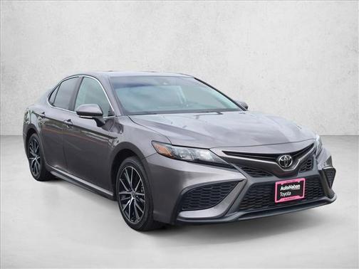 Predawn Gray Mica 2024 Toyota Camry SE