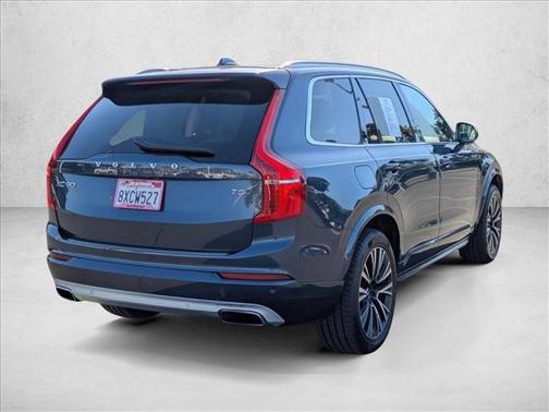 2020 Volvo XC90 T5 Momentum