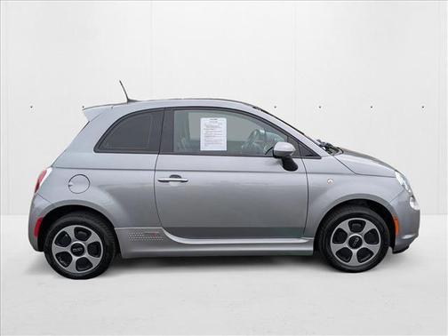 2017 FIAT 500e Battery Electric