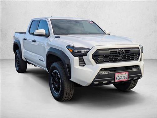 2025 Toyota Tacoma Hybrid TRD Off Road