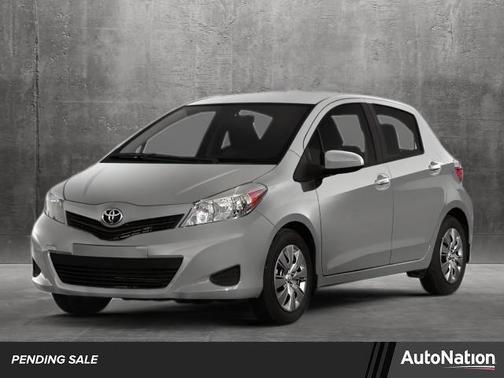 2014 Toyota Yaris LE