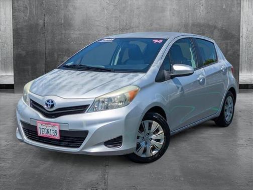 2014 Toyota Yaris LE