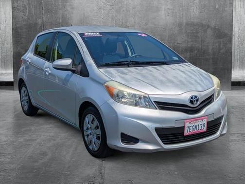 2014 Toyota Yaris LE