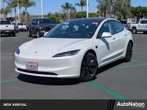 2025 Tesla Model 3 Long Range