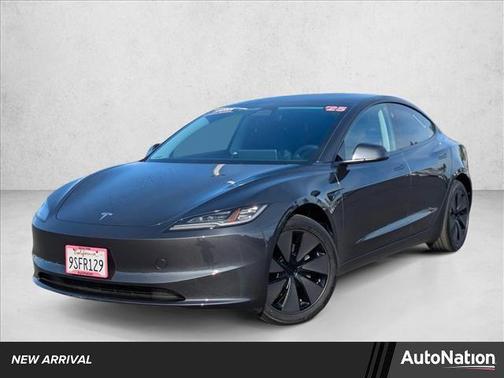2025 Tesla Model 3 Long Range
