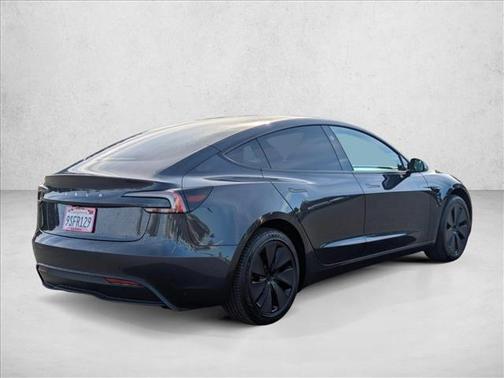 2025 Tesla Model 3 Long Range