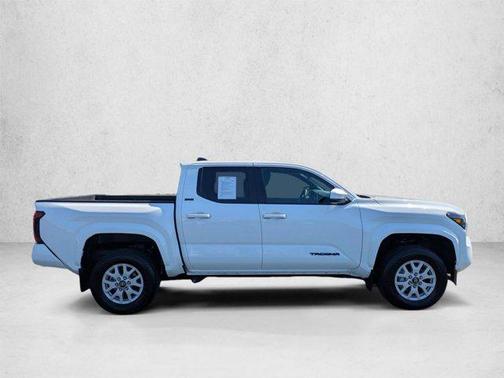 Ice Cap 2024 Toyota Tacoma SR5