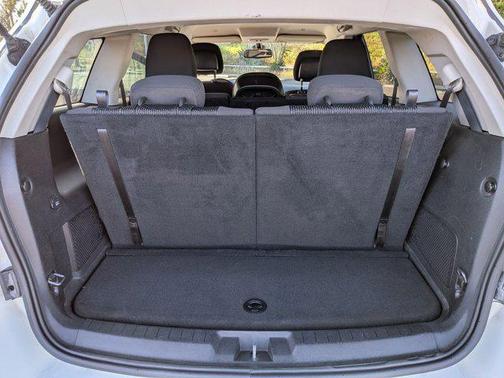 Vice White 2018 Dodge Journey SE