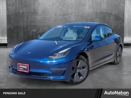2022 Tesla Model 3 Standard Range