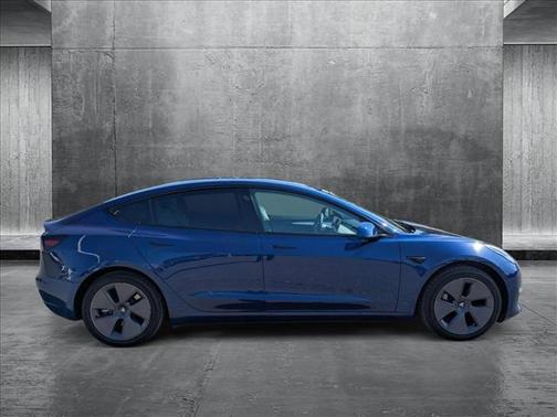 2022 Tesla Model 3 Standard Range