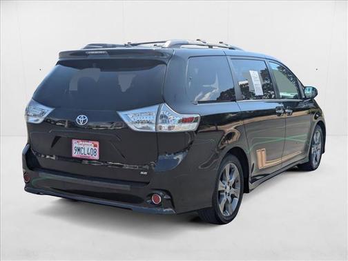 2016 Toyota Sienna SE Premium