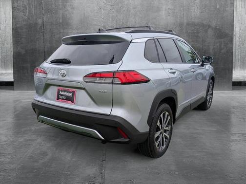 2025 Toyota Corolla Cross XLE