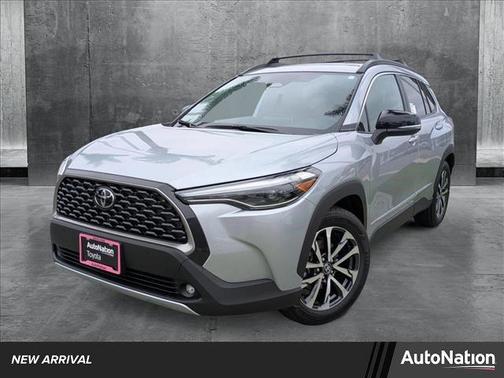 2025 Toyota Corolla Cross XLE