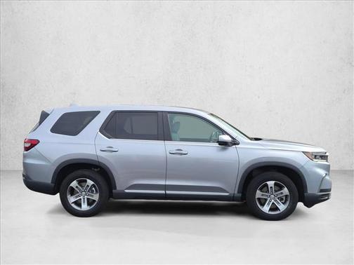 Lunar Silver Metallic 2024 Honda Pilot EX-L 7 Passenger