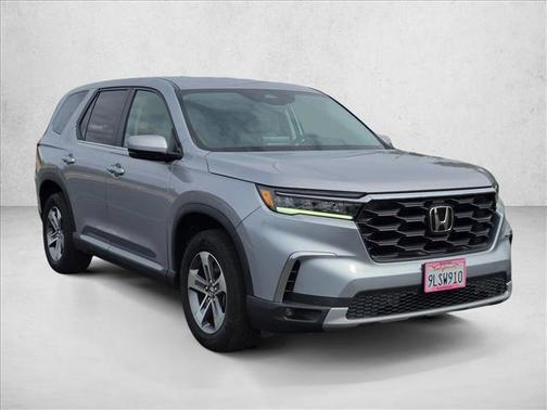 Lunar Silver Metallic 2024 Honda Pilot EX-L 7 Passenger