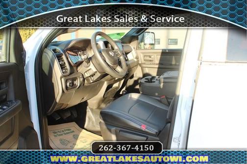 2023 RAM 3500 Tradesman Crew Cab 4x4 8' Box