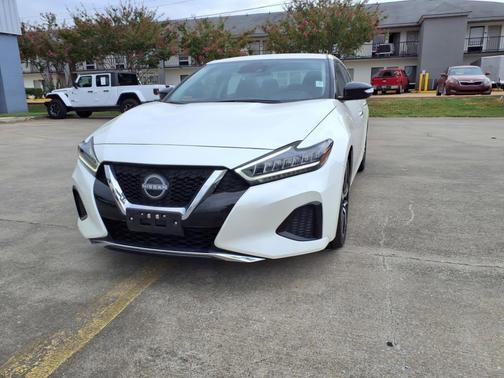 2023 Nissan Maxima SV