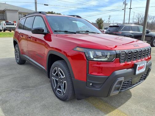 2026 Jeep Cherokee LAREDO/LIMITED
