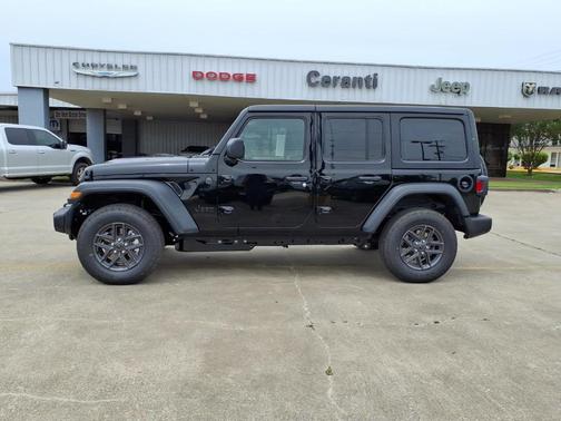 Black Clearcoat 2026 Jeep Wrangler Sport