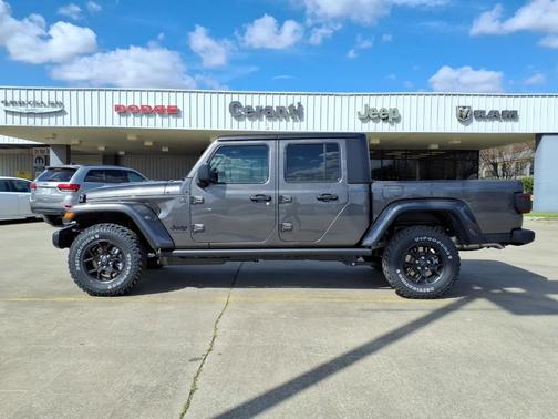Granite Crystal Clearcoat Metallic 2026 Jeep Gladiator Sport