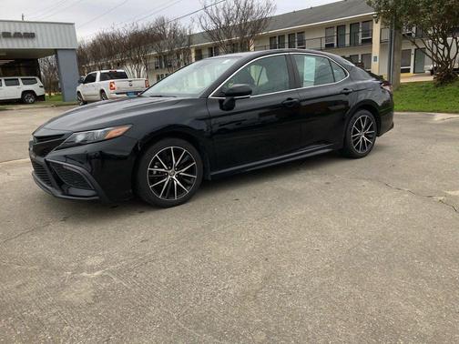2023 Toyota Camry SE Nightshade