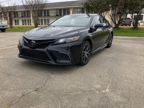 2023 Toyota Camry SE Nightshade
