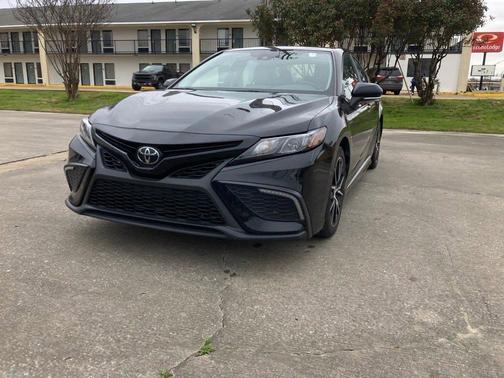 2023 Toyota Camry SE Nightshade