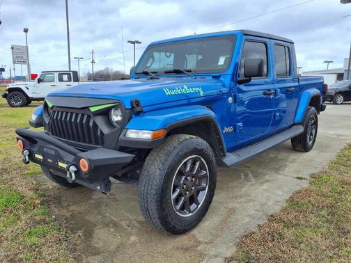 2022 Jeep Gladiator Overland