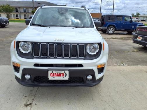Alpine White Clearcoat 2023 Jeep Renegade Latitude