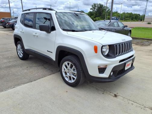 2023 Jeep Renegade Latitude