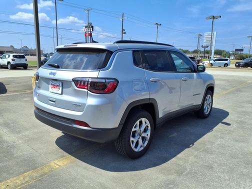 2025 Jeep Compass Latitude