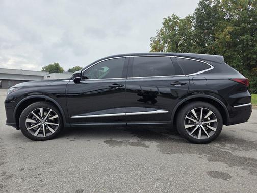 Majestic Black Pearl 2025 Acura MDX Technology Package