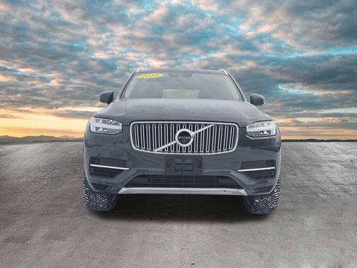 2017 Volvo XC90 Hybrid T8 Inscription