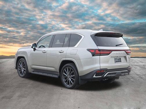 2022 Lexus LX 600 F SPORT